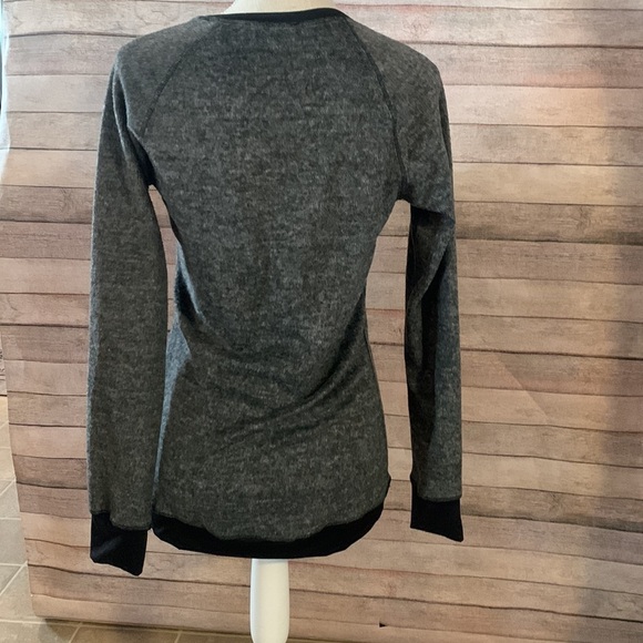 Women’s Fleece Shirt. No tags see approximate measurements for sizing. - Picture 2 of 5